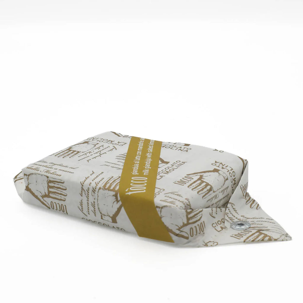 MILK CHOCOLATE AND SALTED ALMOND GIANDUIA SQUARE 100 GR WRAPPED