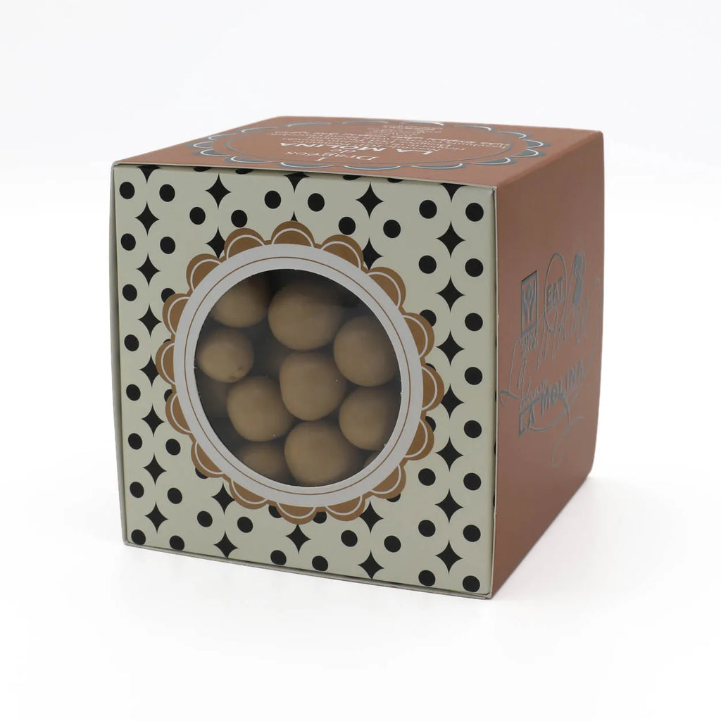 IGP DRAGEES COATED WITH BLOND CHOCOLATE IN A BOX 250GR
