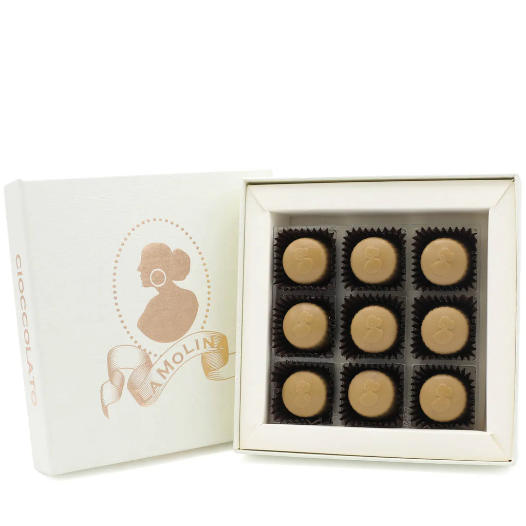 NINE GOLD CHOCOLATE PRALINES FILLED WITH SALTED GIANDUIA 115G