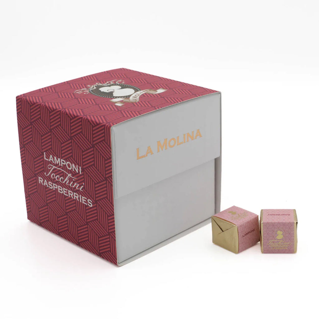 30 WRAPPED WHITE CHOCOLATE AND RASPBERRY BITES CUBE BOX
